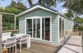 2 Bedroom Awesome Home In Lauwersoog